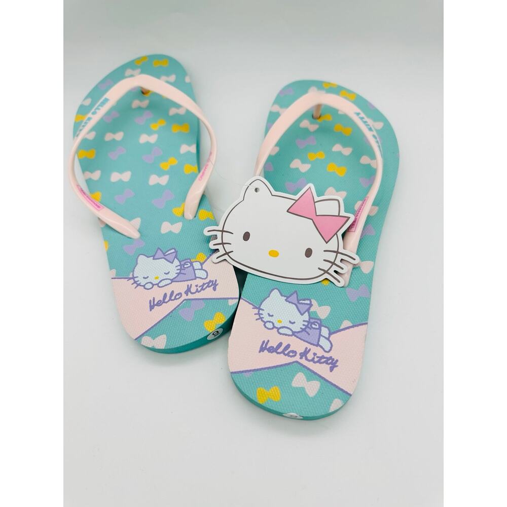 Hello Kitty Slippers in Teal Size 9